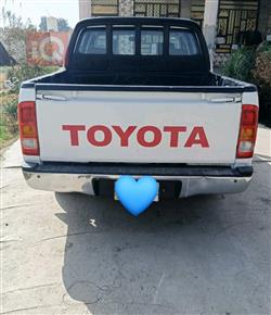 تويوتا هايلوكس